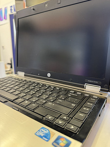 HP EliteBook 8440p (1 foto / 3)