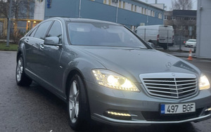 Mercedes Bens S500 Long 320kw 4 matic (1 foto / 2)