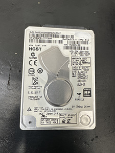 Жесткий диск HDD HGST slim 750 Гб (1 фото из 2)