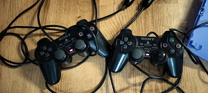Playstation 2 slim (2 фото из 7)