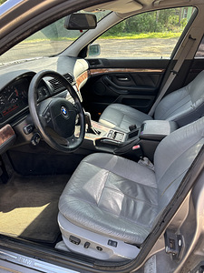 BMW 540 (5 foto / 6)