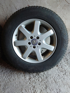 5*112 r17 + continental ice contact2 235/70 (6 foto / 8)
