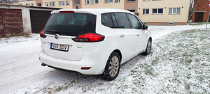 Opel Zafira Tourer 2.0d (1 foto / 8)