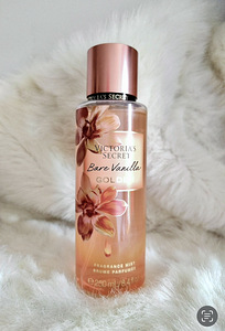 Bare Vanilla Victoria спрей для тела, новый (1 фото из 1)