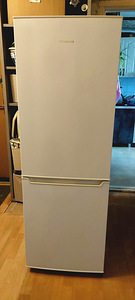 Hisense (2 foto / 2)