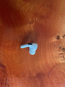 AirPods pro earbuds parempoolne (3 foto / 3)