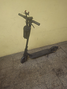 Xiaomi Mi Electric Scooter Pro 2 (1 foto / 4)