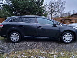 Toyota Avensis 1.8 bens (3 foto / 8)