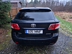 Toyota Avensis 1.8 bens (5 foto / 8)