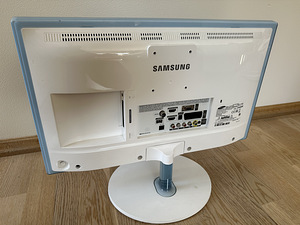 Монитор Samsung HDTV 24 дюйма (3 фото из 6)