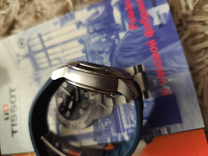 Tissot Touch T-Touch Titanium (5 фото из 6)