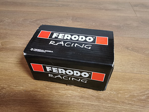 Müüa Ferodo Racing DS2500 esimesed piduriklotsid BMW-le (5 foto / 5)