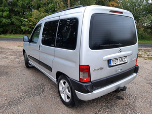 Citroën Berlingo Multispace 07a (4 foto / 7)