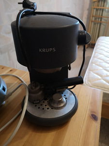 Кофемашина Krups (2 фото из 2)
