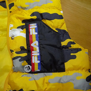 Uus FILA unisex tepitud vest, suurus S (sobib ka M) (4 foto / 6)