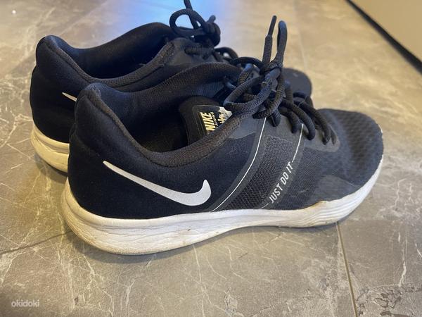 Кроссовки Nike (фото #4)