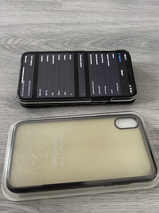 iPhone xs 64gb (2 foto / 3)