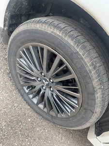 Шины 225/55 R18 YOKOHAMA (2 фото из 5)