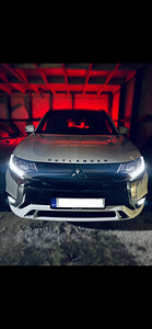 Mitsubishi Outlander Phev 4WD Instyle Plus 2.4 99kW (1 foto / 15)