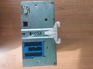 Ford originaal raadio (4 foto / 4)