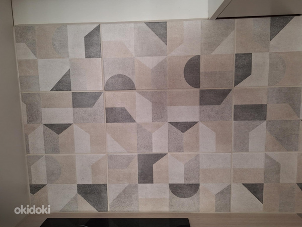 Keraamiline seinaplaat 20x40cm, 2 pakki kokku 24.-