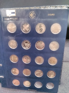 2 Euroste meenemüntide kogu 2004-2017 (1 foto / 4)