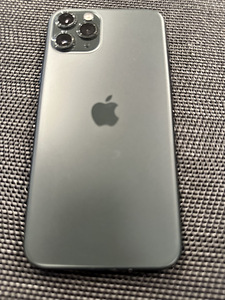 iPhone 11 Pro 256 Гб (6 фото из 6)