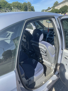 Citroen XSARA PICASSO (6 foto / 9)