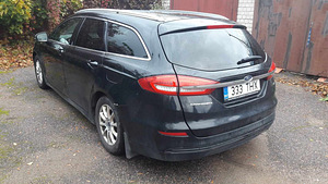 Ford Mondeo bensiin/CNG 2019a (8 foto / 9)