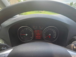Ford Galaxy 2006 1.8 92kW (6 foto / 13)