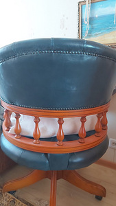 Pöörlev Chesterfield tugitool, nahk (2 foto / 2)