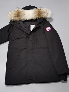 Canada Goose Chateau Parka meeste/meestele sulejope (2 foto / 6)