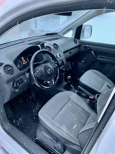 2013 Volkswagen Caddy 2.0TDI [4x4 ] (7 foto / 8)