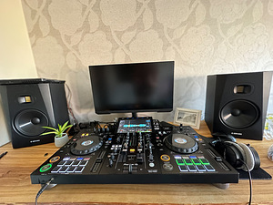 Pioneer XDJ-RX3 (1 foto / 1)