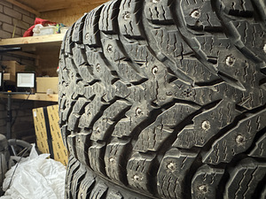 225/45 r17 naastrehvid nokian dot22 (2 foto / 4)