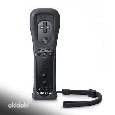 Wii и Wii U пульт + Motion plus + силиконовый чехол (фото #1)