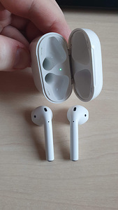 Apple Airpods (Gen. 1) - AKU PROBLEEM (1 foto / 3)