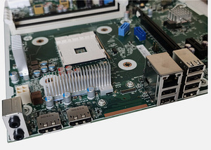 HP EliteDesk 705 G4 MT WS (4 foto / 5)