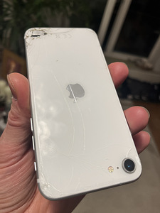 iPhone SE 2. Gen 2020 64GB (4 foto / 5)