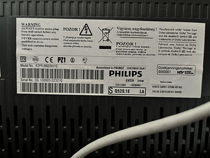 Philips 42” Ambilight + seinakinnitus Vogel’s W52080 (2 foto / 3)