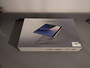 Asus Zenbook Flip 14 um462d (1 foto / 8)