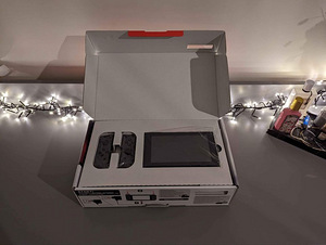 Nintendo Switch Kodustatud / flashed / CFW / , tasuta mängud (2 foto / 3)