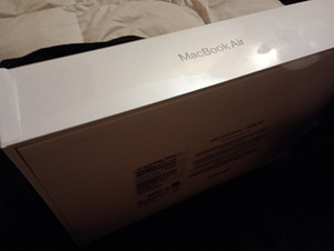 Macbook Air 13.6 2022 M2 UUS PAKENDIS (2 foto / 2)