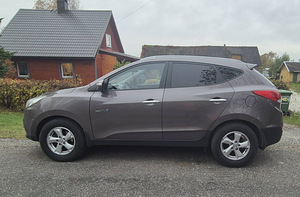 Hyundai ix35 (3 foto / 7)