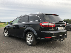 Ford Mondeo Titanium 2.0d 120kw (4 foto / 13)
