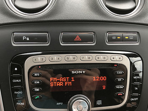 Ford Mondeo Titanium 2.0d 120kw (8 foto / 13)