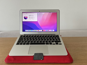 MacBook Air 11 early 2015 (1 foto / 3)