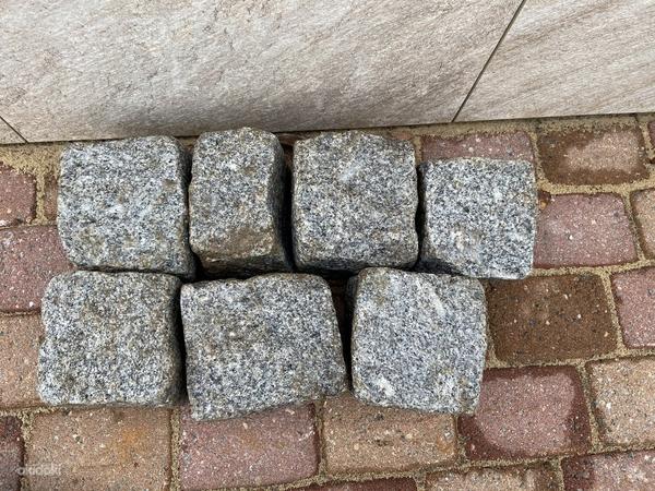 Kiibistatud graniitkivi (foto #3)