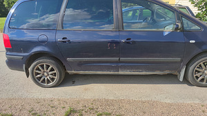 Sharan 1,9 TD автомат (2 фото из 9)