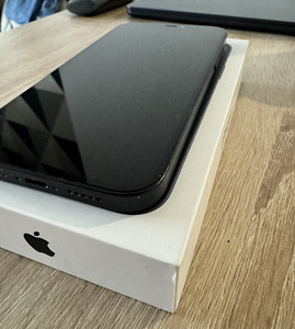 iPhone 12 64gb black (3 foto / 4)